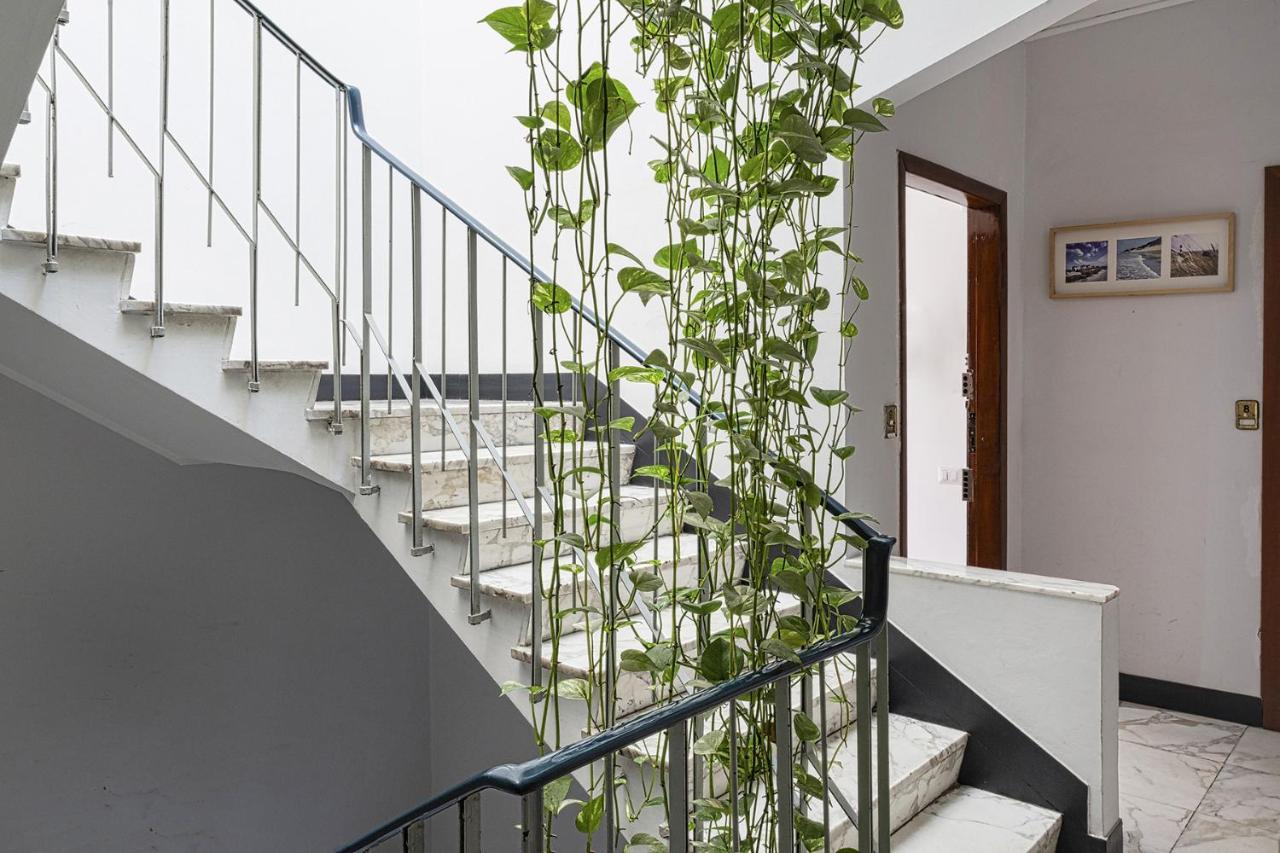 Contemporary Apartment In Sturla By Wonderful Italy Genova Kültér fotó